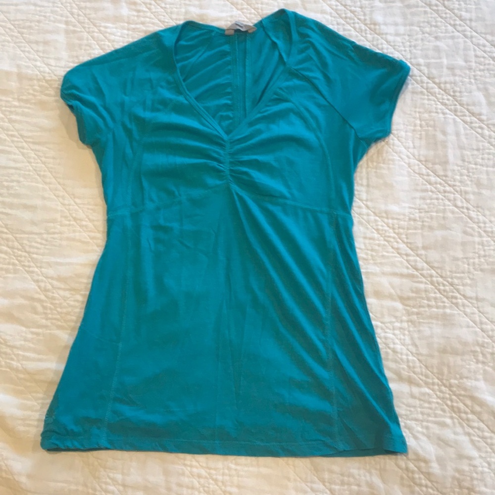 Athleta moisture wicking top